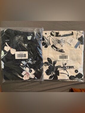 NWT 2~ Hollister Longline Floral Tees. Size M/S or W/M!